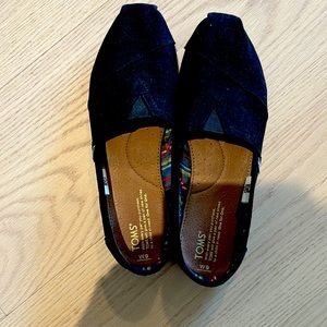 TOMS Shoes